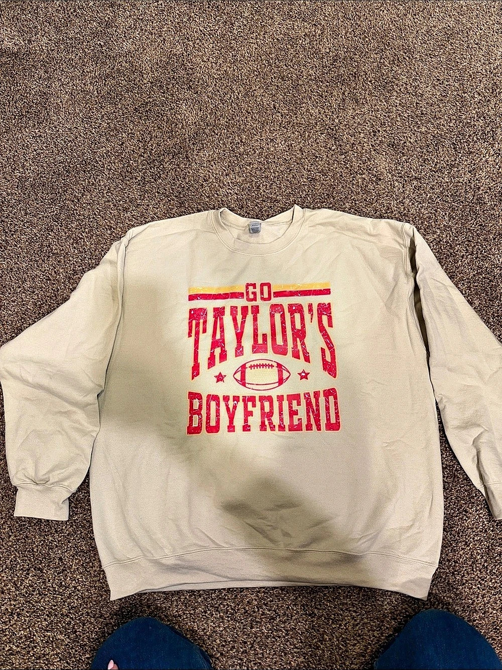 Go Taylors Boyfriend Crewneck sweater